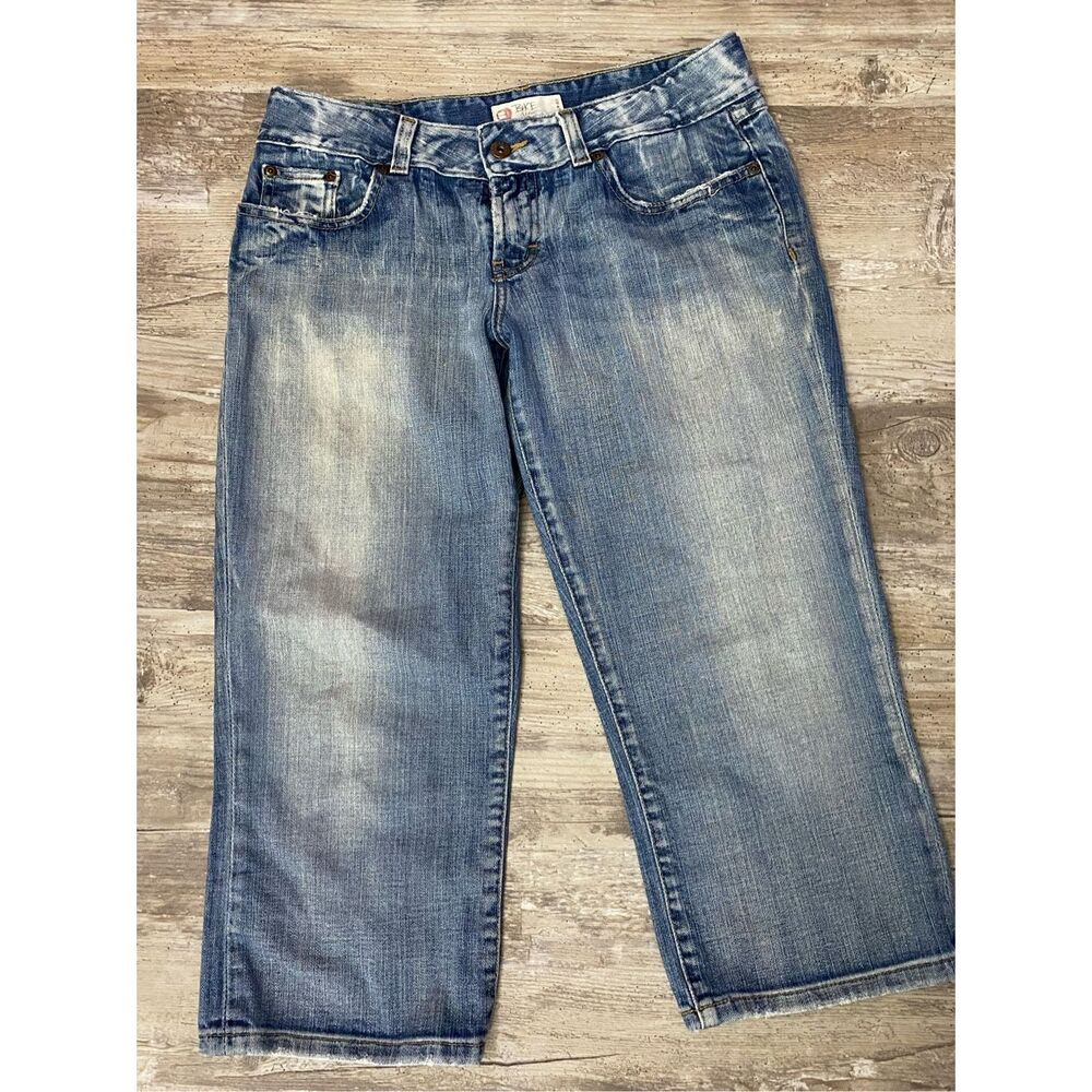 BKE Denim Capri Stretch Jeans Distressed Women’s Size 30